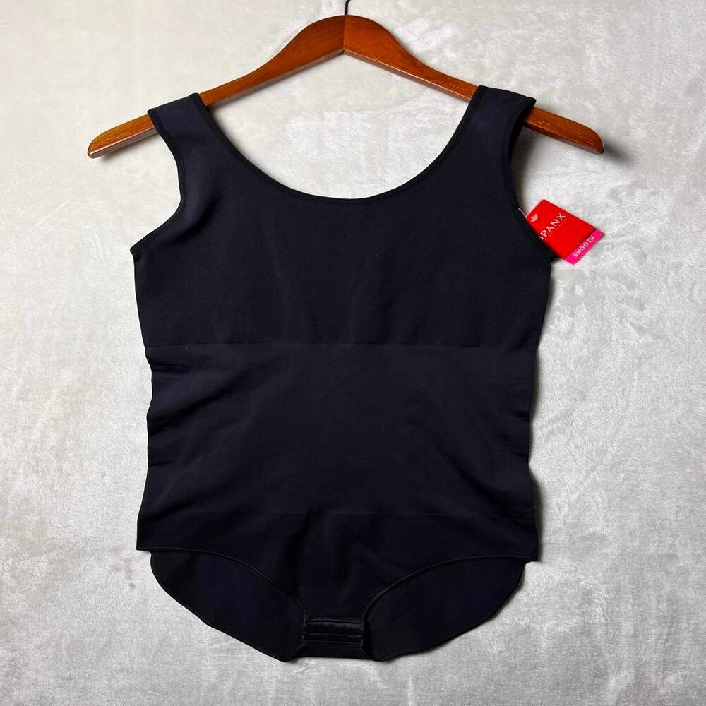 NWT Spanx Base Tank Bodysuit 1X Black Scoop Seamless Smooth Shaping Activewear